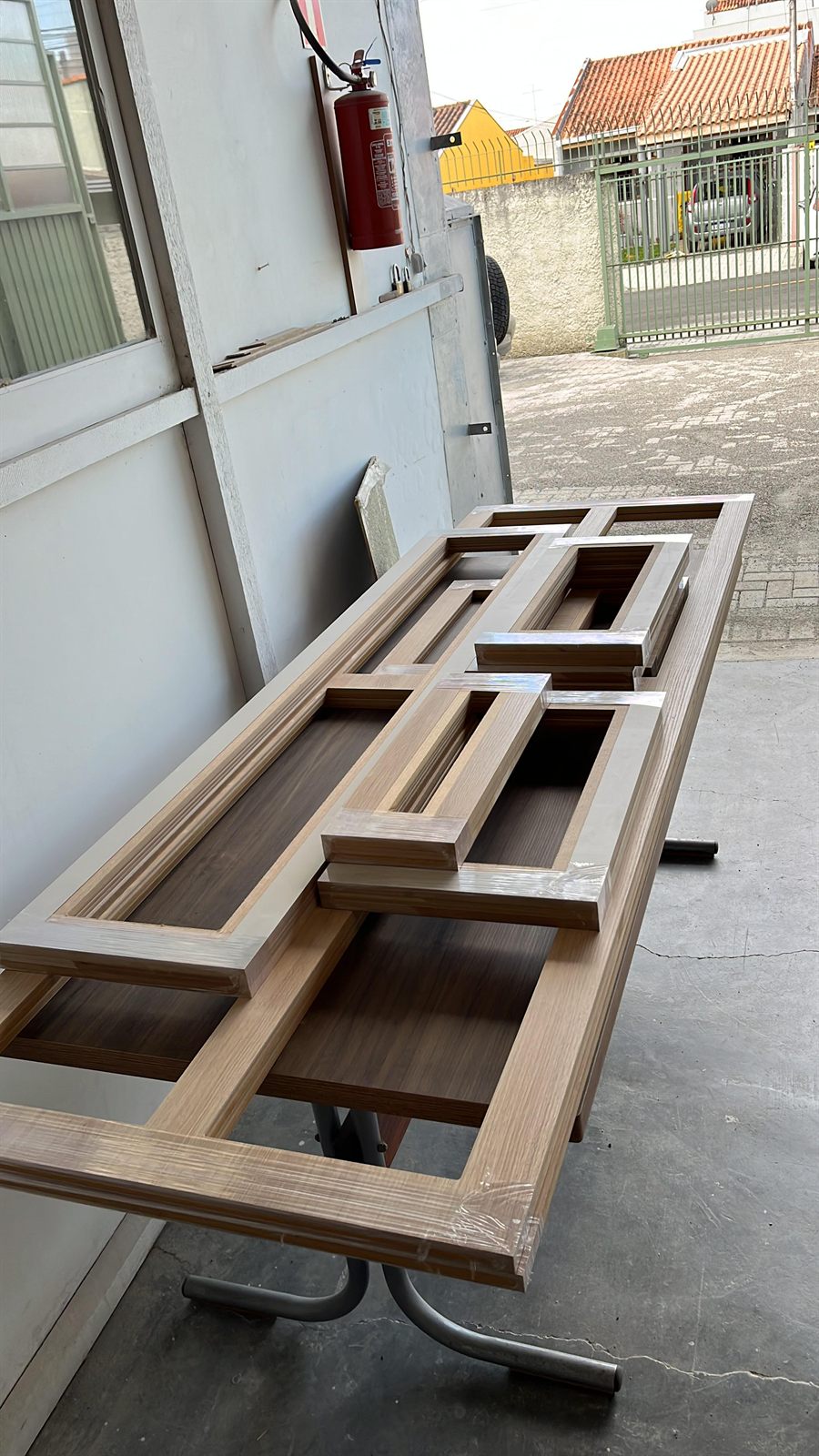 Painel provençal usinado pela Walesko — 1
